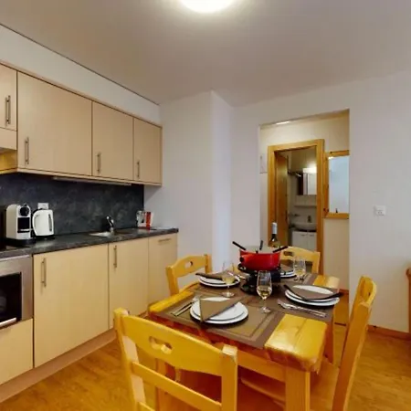 On Floor Four With Balcony Apartment Nendaz