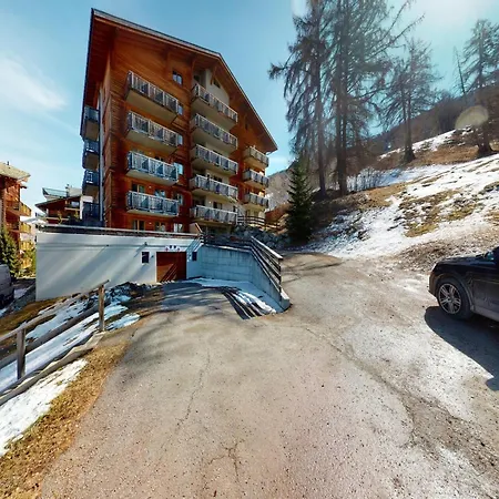 On Floor Four With Balcony * Nendaz