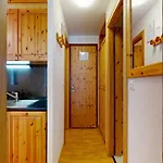 On Floor Four With Balcony Апартаменты